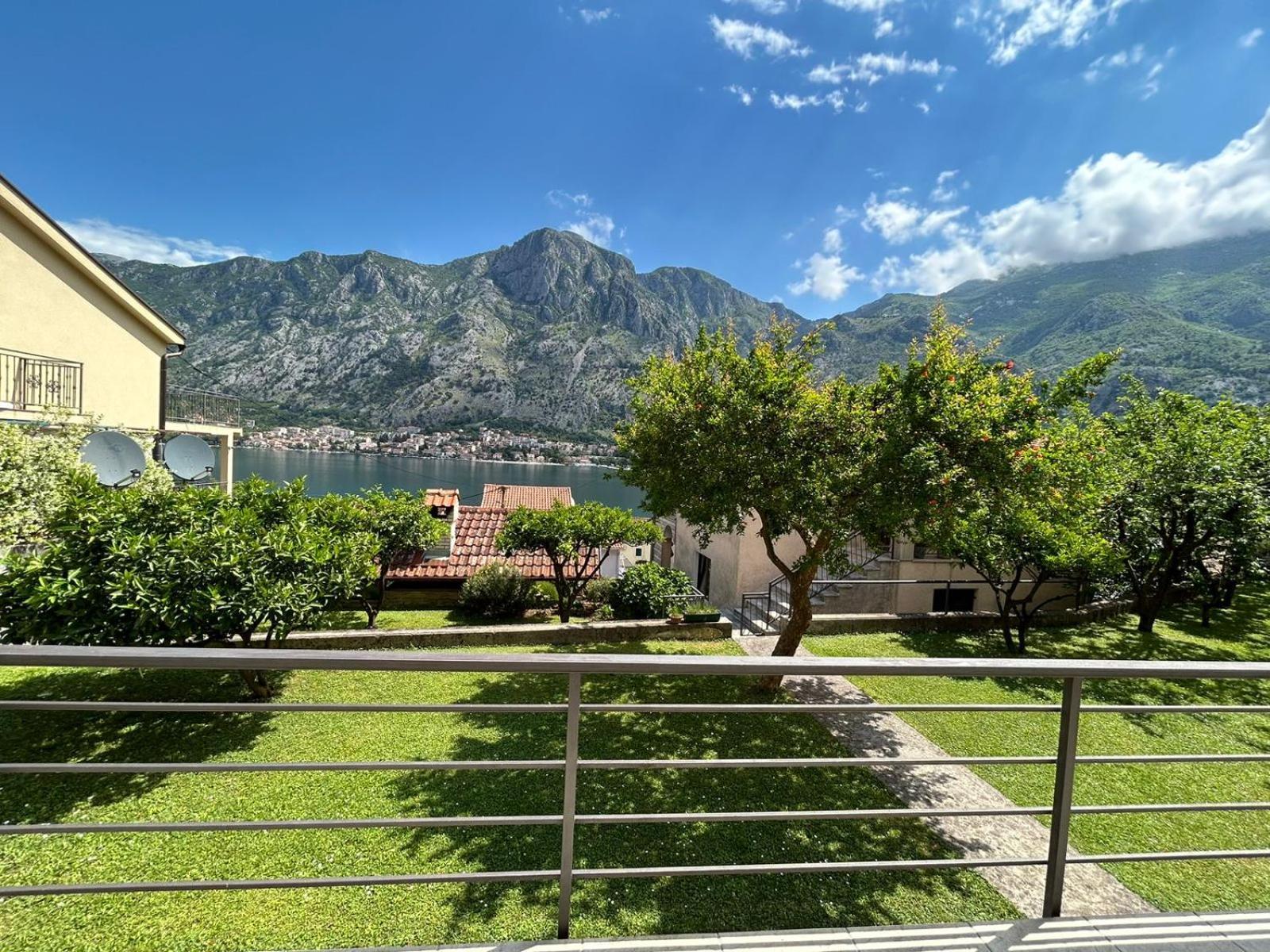 Apartments Andrija Kotor Exteriér fotografie